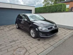 Schwarz Gebraucht 2015 VW Golf VII LOUNGE Limousine | 9.250 € (Guter Preis)
