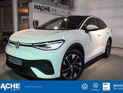 Gletscherweiß schwarz Gebraucht 2024 VW ID.5 Pro SUV | 62.845 €