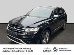 Schwarz Gebraucht 2025 VW Tiguan Allspace Elegance SUV | 46.900 € (Etwas zu teuer)