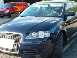 Blau metallic Gebraucht 2005 Audi A3 Ambiente Limousine | 9.300 €