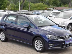 Blau Gebraucht 2018 VW Golf Sportsvan Comfortline Van / Kleinbus | 16.990 € (Guter Preis)