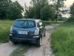 Grau Gebraucht 2008 Toyota Corolla Verso Van / Kleinbus | 3.899 € (Fairer Preis)