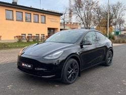 Schwarz Gebraucht 2025 Tesla Model Y Long Range RWD SUV | 39.990 €