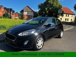 Schwarz Gebraucht 2018 Ford Fiesta Trend Kleinwagen | 3.200 €