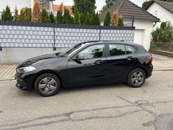 Schwarz Gebraucht 2020 BMW 118 Advantage Kleinwagen | 16.200 € (Guter Preis)