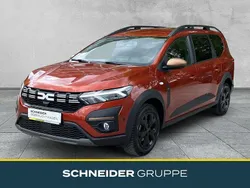Braun Gebraucht 2024 Dacia Jogger Extreme Van / Kleinbus | 20.890 € (Fairer Preis)