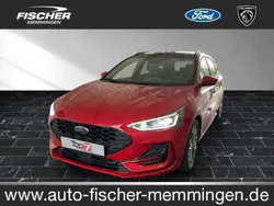 Fantastic red (rot) Gebraucht 2023 Ford Focus ST-Line Kombi | 26.400 € (Fairer Preis)