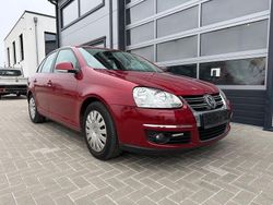 Rot Gebraucht 2006 VW Jetta Trendline Limousine | 2.190 € (Superpreis)