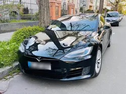 Schwarz Gebraucht 2017 Tesla Model S Limousine | 25.900 €