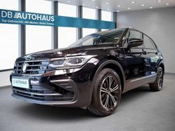 Schwarz Gebraucht 2023 VW Tiguan Active SUV | 34.180 € (Etwas zu teuer)