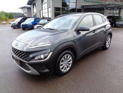Grau Gebraucht 2021 Hyundai Kona Pure SUV | 14.000 € (Fairer Preis)