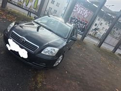 Schwarz Gebraucht 2006 Toyota Avensis Kombi | 1.800 € (Guter Preis)