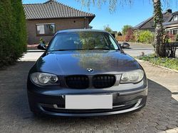 Grau Gebraucht 2007 BMW 118 Coupé Coupé | 4.700 €