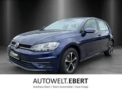 Atlantic blue Gebraucht 2017 VW Golf VII Trendline Limousine | 14.750 € (Fairer Preis)