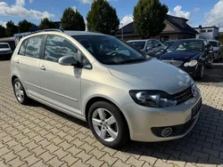 Silber Gebraucht 2011 VW Golf Plus Cross Comfortline Van / Kleinbus | 8.490 € (Fairer Preis)