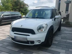 Weiß Gebraucht 2011 Mini Countryman SUV | 7.900 €