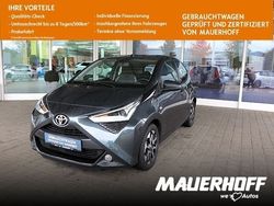 Grau Gebraucht 2020 Toyota Aygo Team Kleinwagen | 12.990 € (Etwas zu teuer)