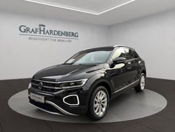 Schwarz Gebraucht 2023 VW T-Roc Style SUV | 25.555 € (Fairer Preis)