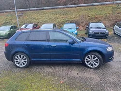 Scubablau metallic Gebraucht 2011 Audi A3 Sportback Ambiente Kombi | 5.950 € (Fairer Preis)