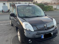 Schwarz Gebraucht 2012 Renault Kangoo Van / Kleinbus | 5.850 € (Fairer Preis)