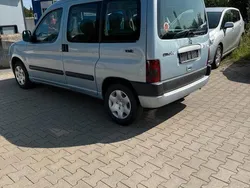 Blau Gebraucht 2003 Citroën Berlingo Van / Kleinbus | 1.490 €