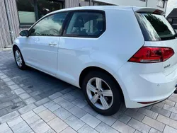 Weiß Gebraucht 2013 VW Golf VII Comfortline Limousine | 5.850 € (Guter Preis)