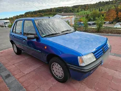 Blau Gebraucht 1995 Peugeot 205 Forever Kleinwagen | 2.350 €