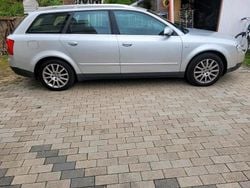 Silber Gebraucht 2001 Audi A4 Kombi | 2.250 € (Fairer Preis)