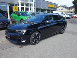 Schwarz Gebraucht 2024 Opel Astra Kombi | 27.700 € (Fairer Preis)