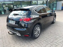 Schwarz Gebraucht 2011 Citroën DS4 Chic Kleinwagen | 3.000 €