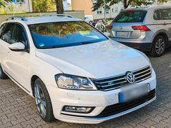 Weiß Gebraucht 2014 VW Passat R-line Kombi | 8.999 € (Guter Preis)