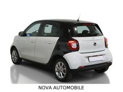 Schwarz Gebraucht 2017 Smart ForFour Basis Kleinwagen | 7.990 € (Fairer Preis)