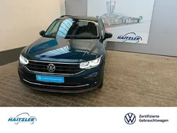 Nightshade blue metallic (metallic) Gebraucht 2021 VW Tiguan Life SUV | 24.750 € (Guter Preis)