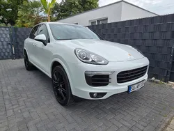 Weiß Gebraucht 2016 Porsche Cayenne Platinum Edition SUV | 34.500 € (Teuer)