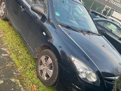 Schwarz Gebraucht 2011 Hyundai i30 Kombi | 4.500 € (Fairer Preis)