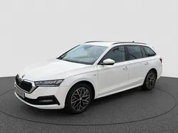 Candyweiß Gebraucht 2022 Skoda Octavia Ambition Kombi | 24.930 € (Guter Preis)