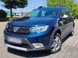 Blau Gebraucht 2017 Dacia Sandero Prestige Kleinwagen | 9.999 € (Fairer Preis)