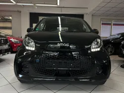 Schwarz Gebraucht 2022 Smart ForTwo Electric Drive Cabrio | 11.305 € (Guter Preis)