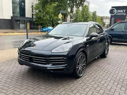 Blau Gebraucht 2018 Porsche Cayenne SUV | 57.900 € (Teuer)