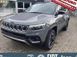 Stinggray clear coat Gebraucht 2023 Jeep Compass SUV | 36.990 € (Teuer)