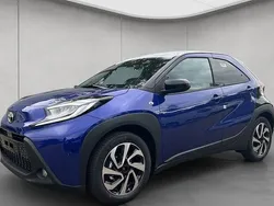 Blau Neu 2025 Toyota Aygo Play Kleinwagen | 20.490 €