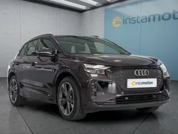 Violett Gebraucht 2022 Audi Q4 e-tron SUV | 25.399 € (Guter Preis)