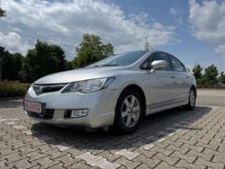 Silber Gebraucht 2008 Honda Civic Hybrid Limousine | 5.950 € (Fairer Preis)