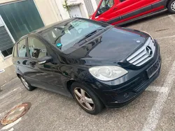 Schwarz Gebraucht 2008 Mercedes B170 Van / Kleinbus | 600 €