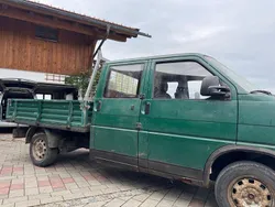 Grün Gebraucht 1993 VW T4 Van | 850 €