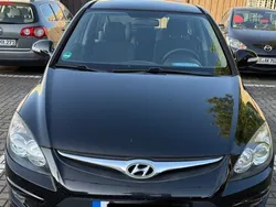 Schwarz Gebraucht 2011 Hyundai i30 Classic Limousine | 4.200 € (Fairer Preis)