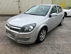 Silber Gebraucht 2006 Opel Astra Limousine | 1.450 € (Superpreis)