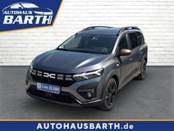 Grau Gebraucht 2024 Dacia Jogger Extreme Van / Kleinbus | 22.300 € (Guter Preis)