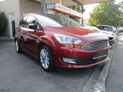 Rot Gebraucht 2017 Ford C-MAX Titanium Van / Kleinbus | 10.490 € (Guter Preis)