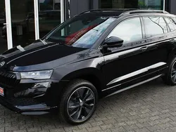 Schwarz Neu 2025 Skoda Karoq SportLine SUV | 36.490 € (Fairer Preis)